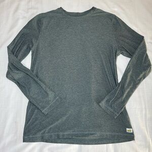 Vuori Long Sleeve Strato Tech Tee Shirt Mens Small Sage Green Heather Active Gym